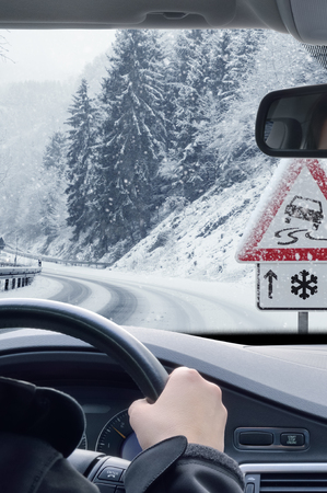 Conduite sur neige et verglas : conseils et astuces 116