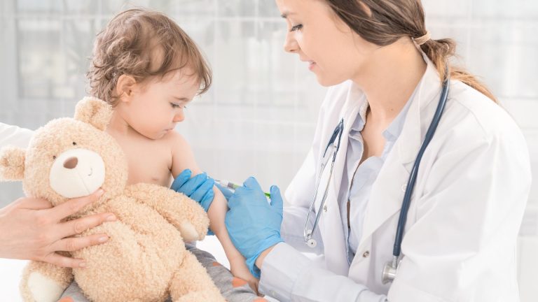 Guide de la vaccination chez l'enfant 54