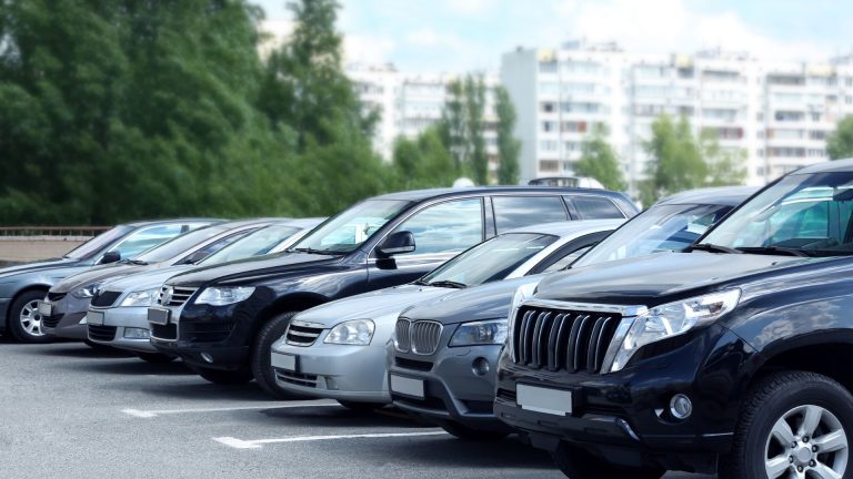 Arrêts et stationnements : toutes les règles à connaître et conséquences 35